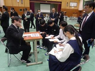 ALTにインタビュー